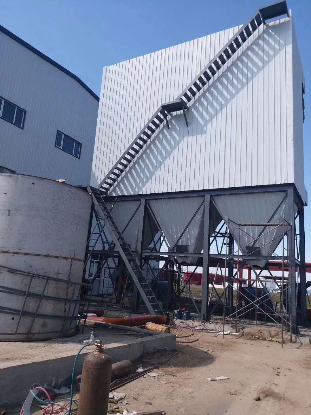 除塵：40T鍋爐布袋除塵器